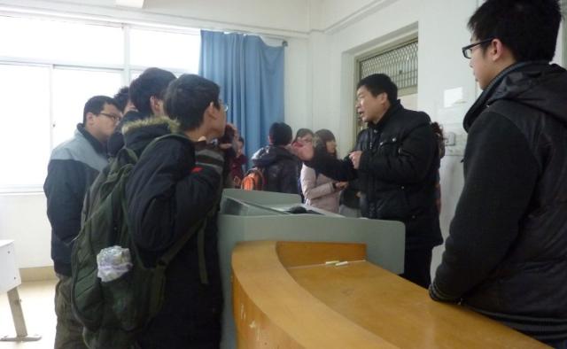新葡萄8883官网AMG召开学分分析及后期学习动员会-02