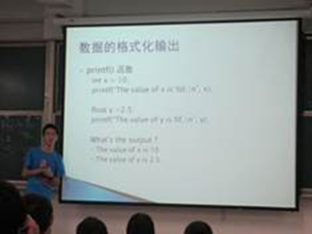 新葡萄8883官网AMG“微爱社”举办计算机二级考试考前辅导